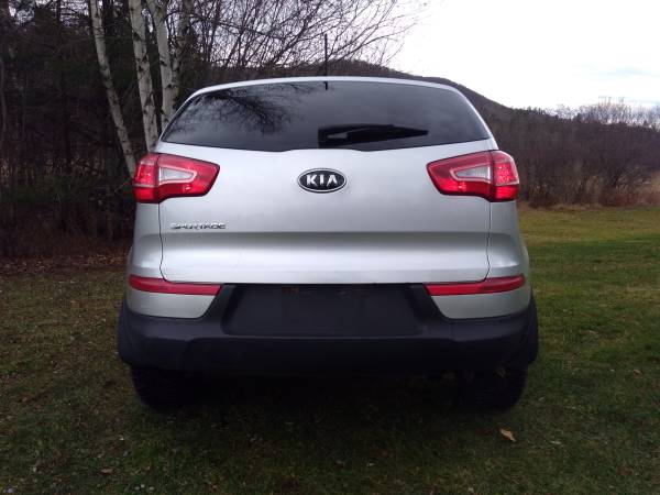 2012 Kia Sportage - cars & trucks - by owner - vehicle automotive sale for sale in Underhill, VT – photo 3