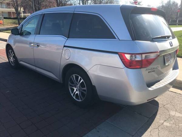 2011 Honda Odyssey LX - - by dealer - vehicle for sale in Carmel, IN – photo 4