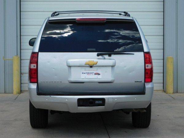 2014 Chevrolet Chevy Suburban LT 1500 4WD - MOST BANG FOR THE BUCK! for sale in Colorado Springs, CO – photo 5