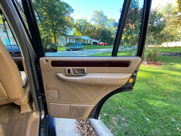 2001 Land Rover Range Rover 4 6 SE: LOW Miles AWD SUNROOF for sale in Madison, WI – photo 23