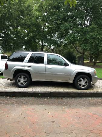 2007 Chevrolet Trailblazer - cars & trucks - by owner - vehicle... for sale in Wendell, NC – photo 2