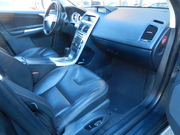 2010 Volvo XC60 T6 All Wheel Drive, 106k, roof, lthr, super clean! -... for sale in Bellevue, WA – photo 18