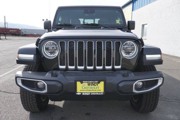 Pre-Owned 2020 Jeep Gladiator Overland 4X4 LOADED & LIKE NEW for sale in Kittitas, WA – photo 2