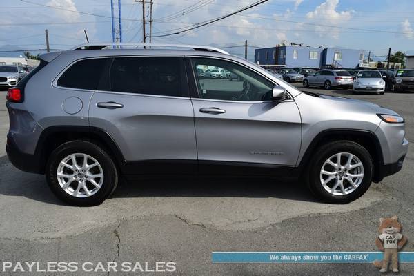 2017 Jeep Cherokee Latitude / 4X4 / Power Driver's Seat / Bluetooth / for sale in Anchorage, AK – photo 7