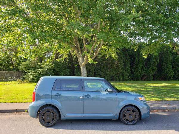 2008 Toyota scion xb 5 speed manual transmission low miles very nice for sale in Portland, OR – photo 3