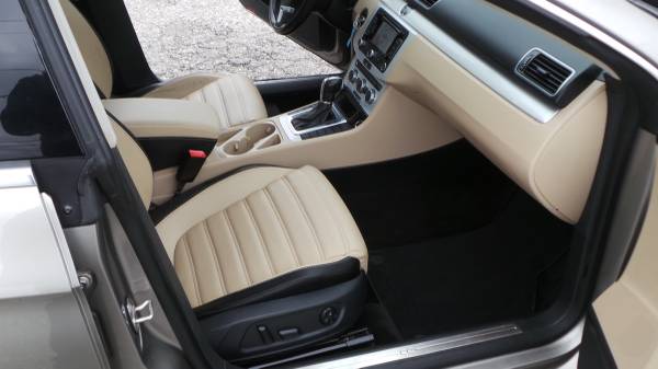 2013 Volkswagen CC Sport Plus PZEV - - by dealer for sale in Upper Marlboro, District Of Columbia – photo 16