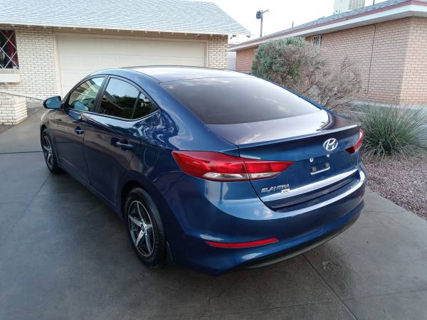 HYUNDAI ELANTRA 2018 - - by dealer - vehicle for sale in El Paso, TX – photo 15