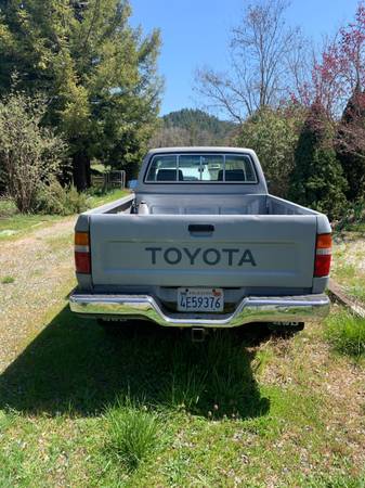 91 Toyota Pickup for sale in Laytonville, CA – photo 3