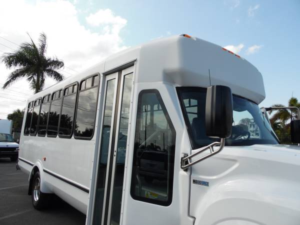2013 International SHUTTLE BUS Passenger Van Party Limo SHUTTLE Bus for sale in West Palm Beach, FL – photo 8