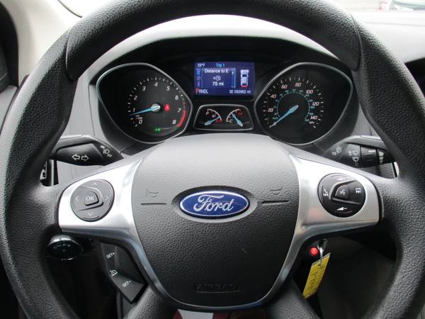 37 MPG! 93,956 MILES! 2014 FORD FOCUS SE - cars & trucks - by dealer... for sale in Foley, MN – photo 21