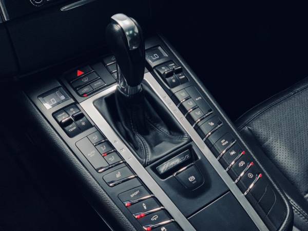 2018 Porsche Macan GTS Premium Plus lane Change Assist Connect Plus for sale in Portland, OR – photo 21