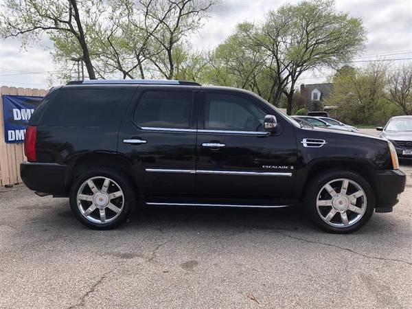 2007 CADILLAC ESCALADE 1500 1/2 ton - - by dealer for sale in Woodbridge, District Of Columbia – photo 4