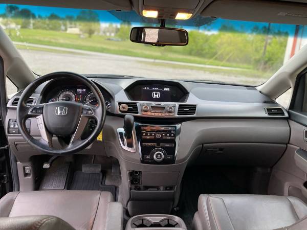 12 Honda Odyssey EX-L for sale in Glendale, KY – photo 9