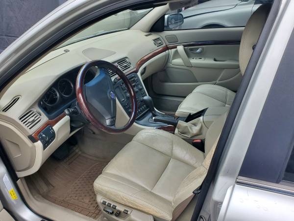 2006 Volvo S80 2 5T 4dr Sedan - - by dealer - vehicle for sale in Lakeville, MA – photo 3
