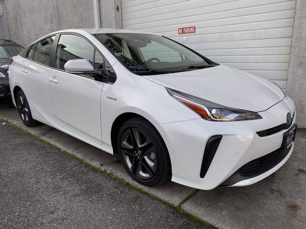 2019 Toyota Prius Limited Hatchback 1 Owner, Tech Pkg, Leather... for sale in Portland, OR – photo 3