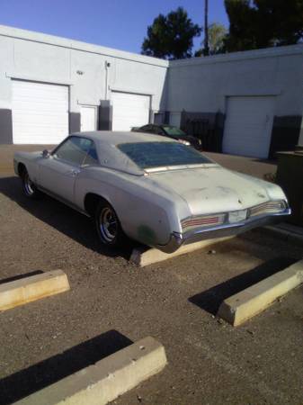 Three 1967 Buick Riviera projects for sale in Phoenix, AZ – photo 2