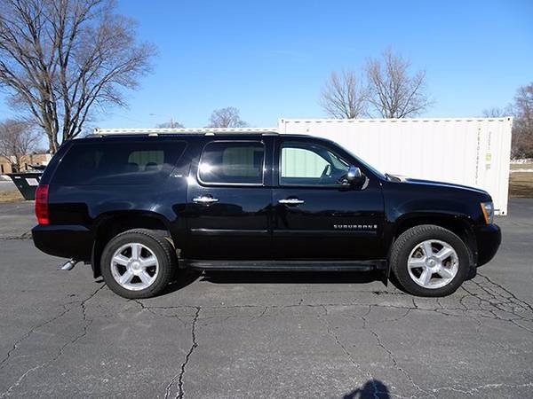 2008 Chevy Chevrolet Suburban LT w/3LT suv Black for sale in Ames, IA – photo 2