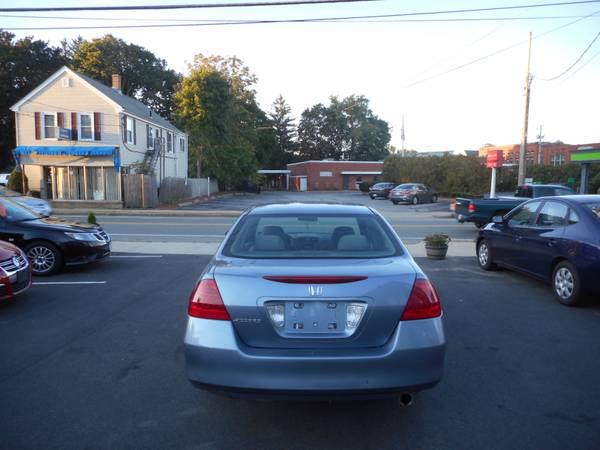 2007 HONDA ACCORD EX, 5 SPEED MANUAL. for sale in Whitman, MA – photo 4