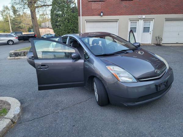 cute one owner 2008 toyota prius for sale in Waltham, MA – photo 9