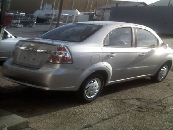 11 Chevy Aveo 92K miles for sale in New Orleans, LA – photo 2