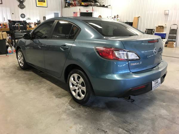 2010 Mazda 3 - cars & trucks - by owner - vehicle automotive sale for sale in Frontenac, MO – photo 3