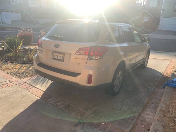 2012 Subaru Outback - Pearl White (4cyl) - cars & trucks - by owner... for sale in Los Angeles, CA – photo 6