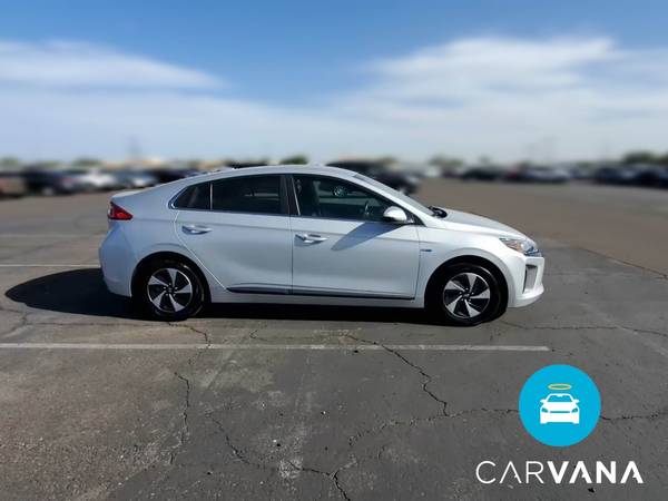 2018 Hyundai Ioniq Hybrid SEL Hatchback 4D hatchback Silver -... for sale in Phoenix, AZ – photo 13