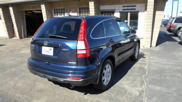 2011 Honda CR-V SE - - by dealer - vehicle automotive for sale in Appleton, WI – photo 2