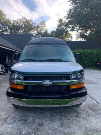 2005 Chevy express Conversion Van for sale in Oviedo, FL – photo 3