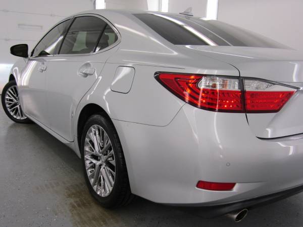 2013 Lexus ES 350 4dr Sdn - - by dealer - vehicle for sale in Carrollton, TX – photo 17