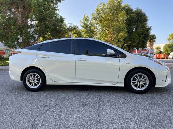 2016 Toyota Prius Three 4dr Hatchback, ADVANCE TECHNOLOGY PKG!!! for sale in Panorama City, CA – photo 6