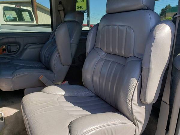 1997 Chevrolet Suburban K1500 ~!BUY HERE, PAY HERE!~ for sale in Longview, WA – photo 15