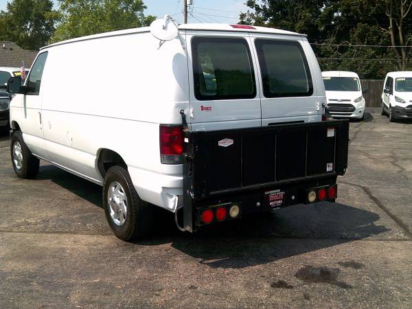 2012 Ford E350 Cargo Work Van with Tommy Lift Gate for sale in TROY, OH – photo 10