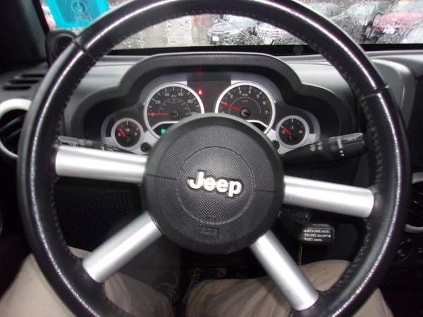 2009 Jeep Wrangler Unlimited Sahara 4x4 4dr SUV w/ Front Side... for sale in Londonderry, NH – photo 8