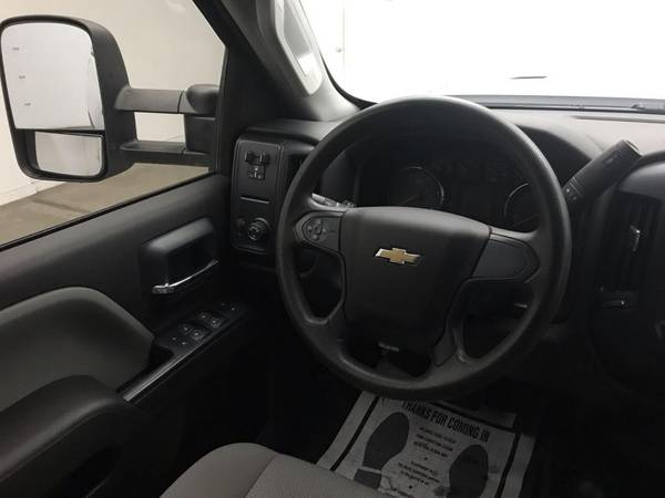 2018 Chevrolet Silverado Diesel 4x4 4WD Chevy Work Truck Crew Cab... for sale in Kellogg, MT – photo 11
