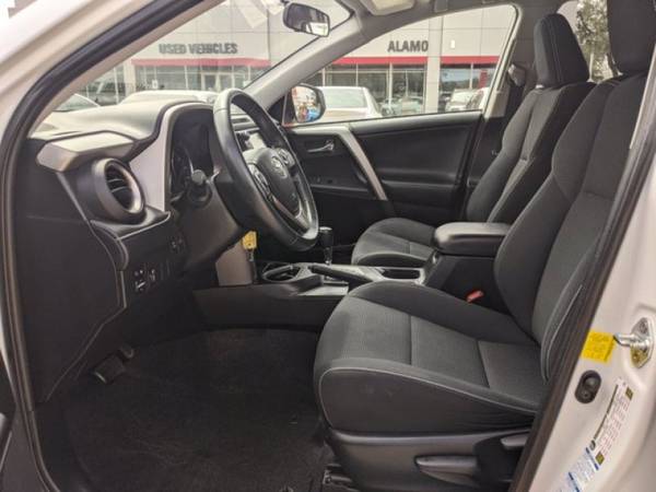 2016 Toyota RAV4 XLE - - by dealer - vehicle for sale in San Antonio, TX – photo 9