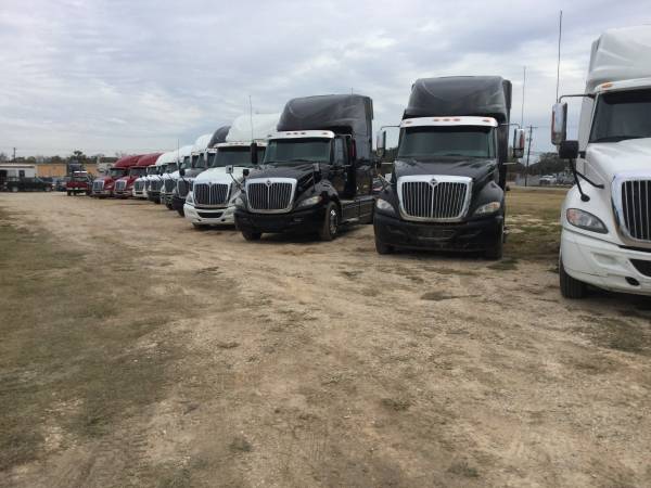 2012 International Prostar Eagle semi trucks sleeper cabs camiones for sale in Lubbock, TX – photo 9