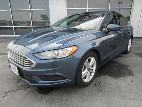 2018 *Ford* *Fusion* *SE FWD* - cars & trucks - by dealer - vehicle... for sale in Council Bluffs, NE – photo 3