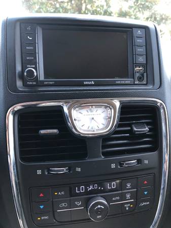 2014 CHRYSLER TOWN AND COUNTRY LIMITED: LOADED - - by for sale in Woodbury, TN – photo 20