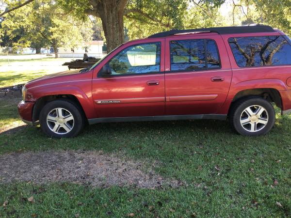 2004 Chevy Trailblazer with 104,000 miles - cars & trucks - by owner... for sale in Puckett, MS – photo 3