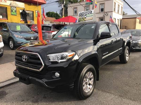 2016 Toyota Tacoma SR5 V6 for sale in Yonkers, NY – photo 2
