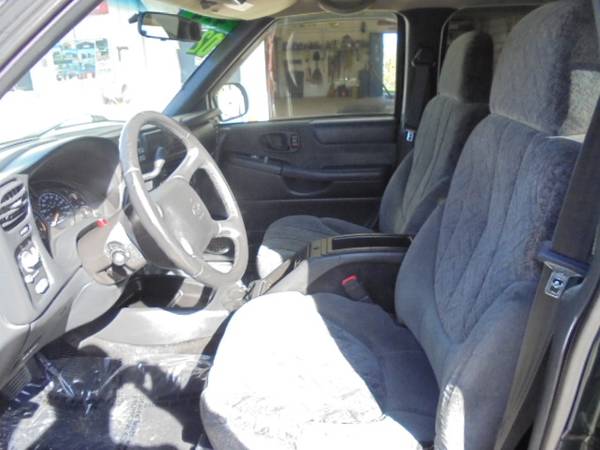 2002 Chevy S10 LS Crew Cab 4X4**New Tires/Sharp**{www.dafarmer.com} for sale in CENTER POINT, IA – photo 16