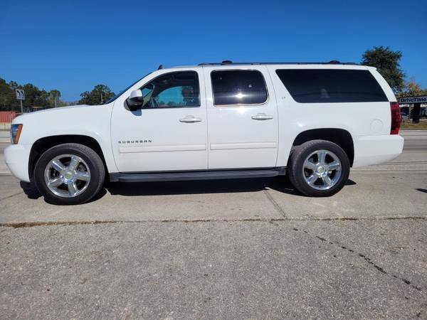 ^^ 2011 CHEVROLET *CHEVY* SUBURBAN 1500 LT ~ LOADED ~ 3rd ROW - cars... for sale in Sanford, FL – photo 2