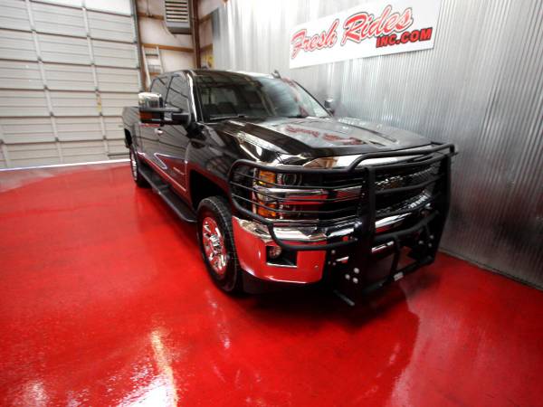 2015 Chevrolet Chevy Silverado 2500HD Built After Aug 14 4WD Crew... for sale in Evans, CO – photo 5