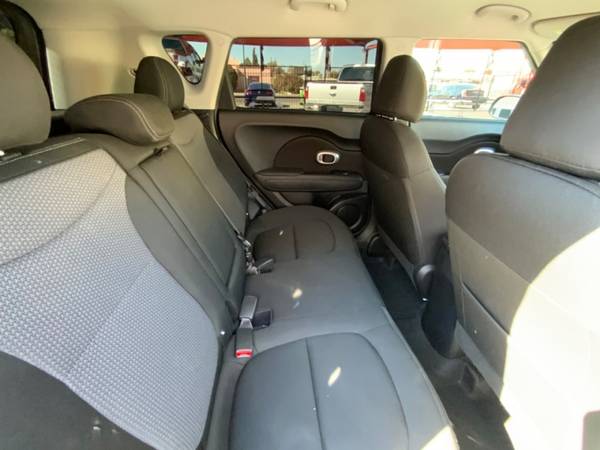 2018 Kia Soul Auto - - by dealer - vehicle for sale in El Paso, TX – photo 14