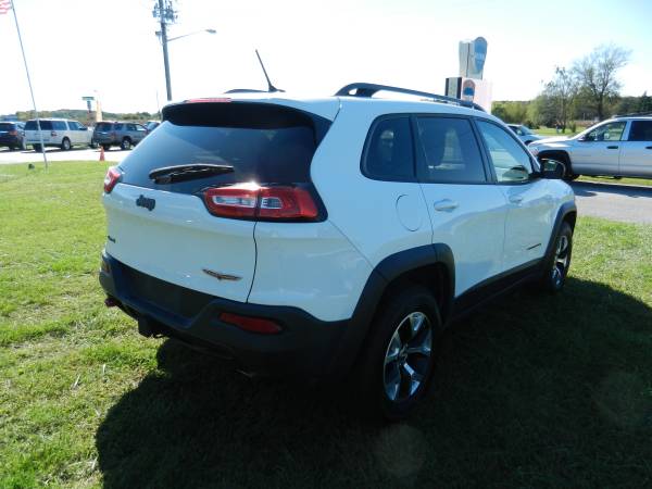 2014 Jeep Cherokee Trailhawk 4x4 - V6, Loaded, Trail Ready!!! - cars... for sale in Georgetown , DE – photo 4
