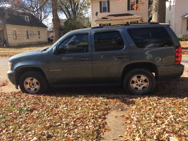2008 Chevy Tahoe LT for sale - cars & trucks - by owner - vehicle... for sale in Terre Haute, IN – photo 9