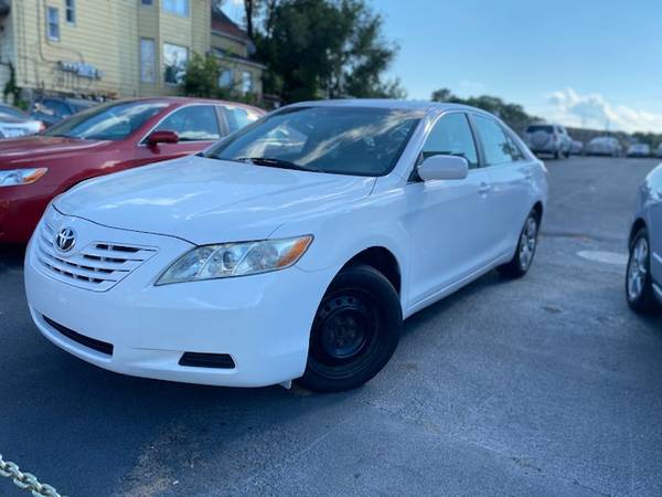 2009 Toyota Camry LE white - cars & trucks - by dealer - vehicle... for sale in Schenectady, NY – photo 5
