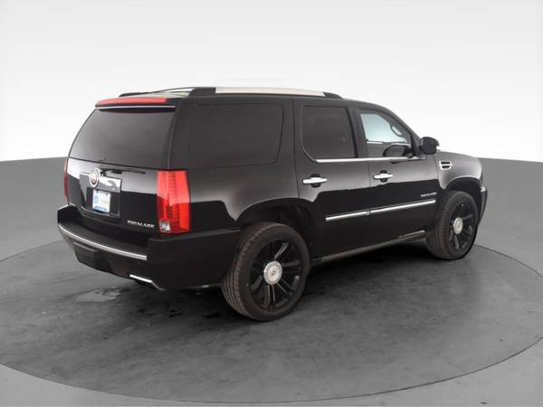 2013 Caddy Cadillac Escalade Platinum Edition Sport Utility 4D suv -... for sale in Louisville, KY – photo 11