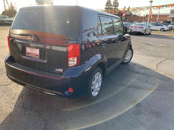 2013 Scion xB 10 Series 4cyl Gas Saver Low Miles Bluetooth etc Hard for sale in Hayward, CA – photo 4